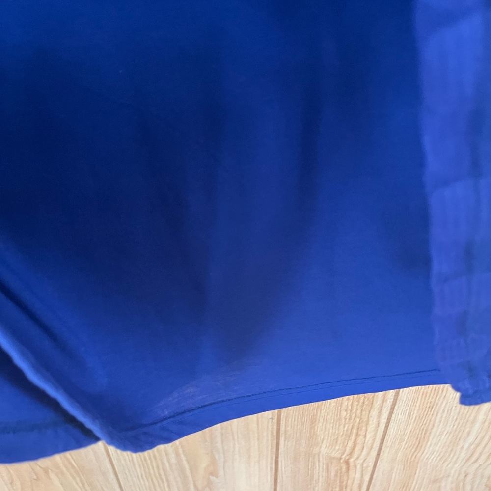 Eve & Maddie Women’s Sleeveless V-Neck Polka Dot Top - Royal Blue - Picture 7 of 12